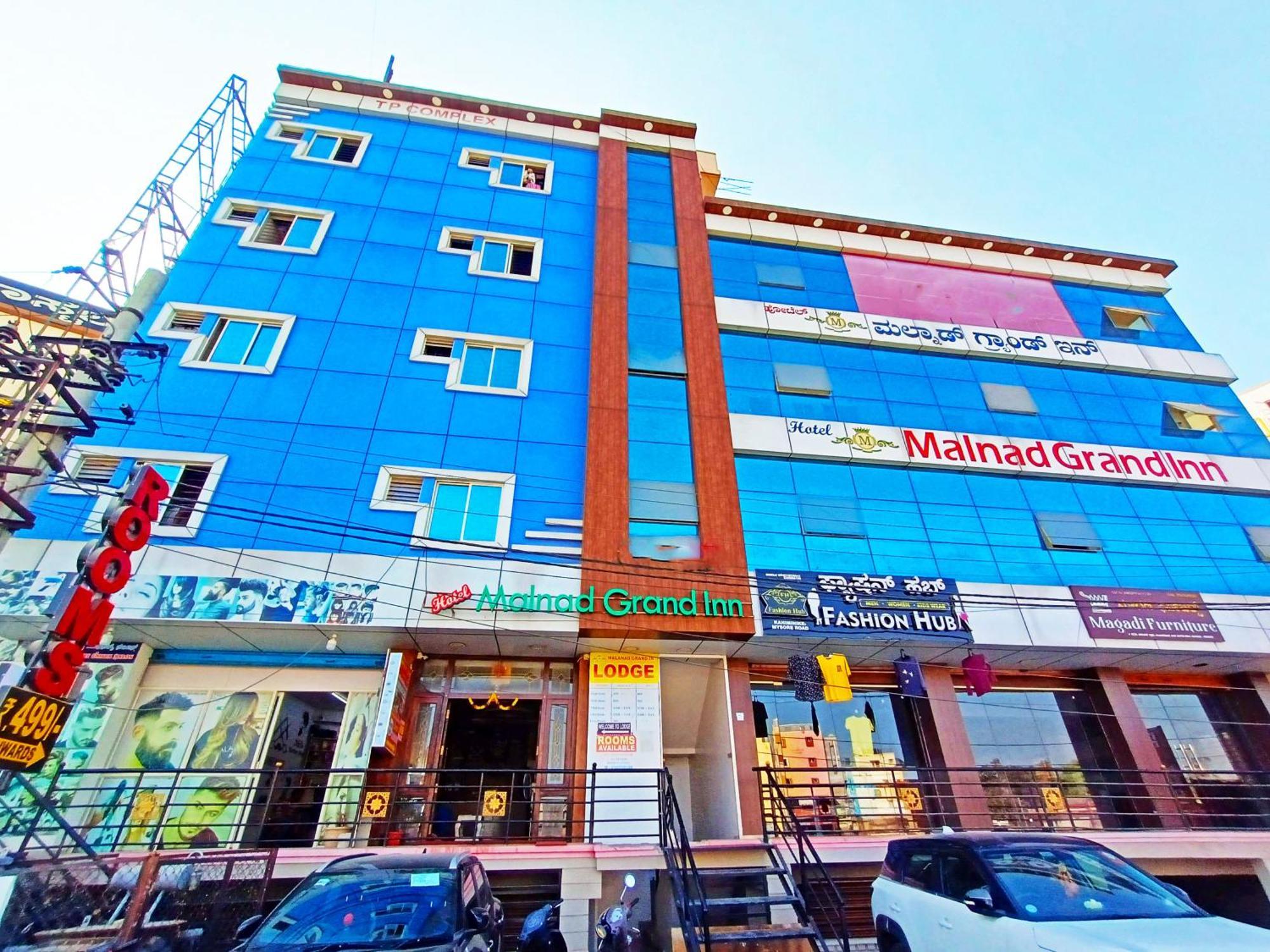 Hotel Malnad Grand Inn Kumbalgod Exterior foto
