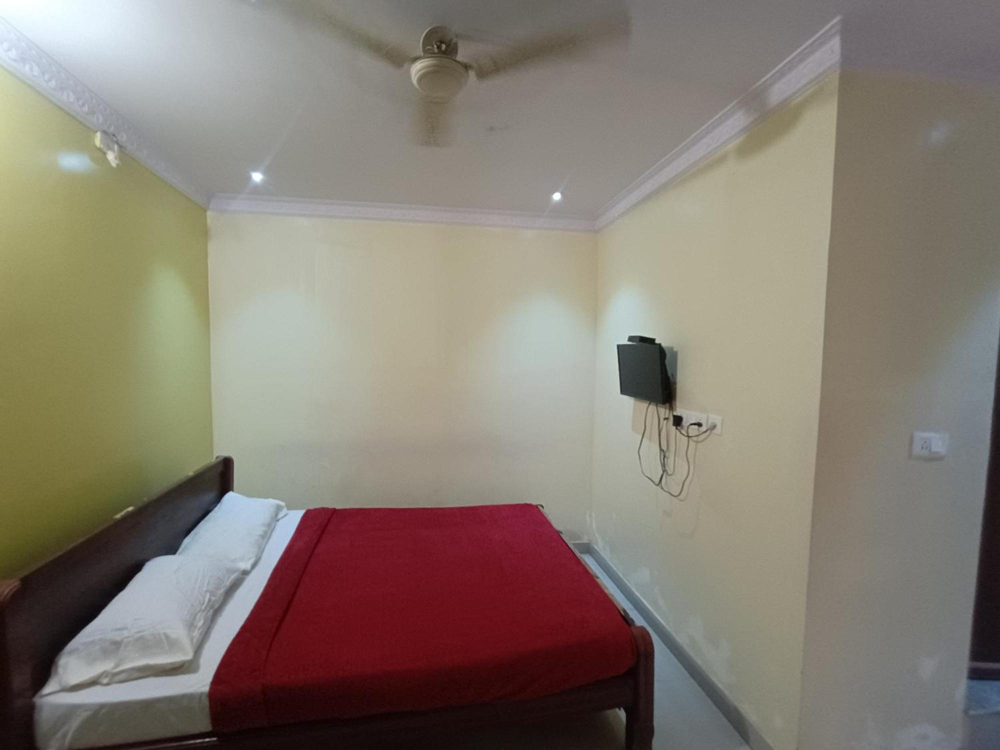 Hotel Malnad Grand Inn Kumbalgod Exterior foto