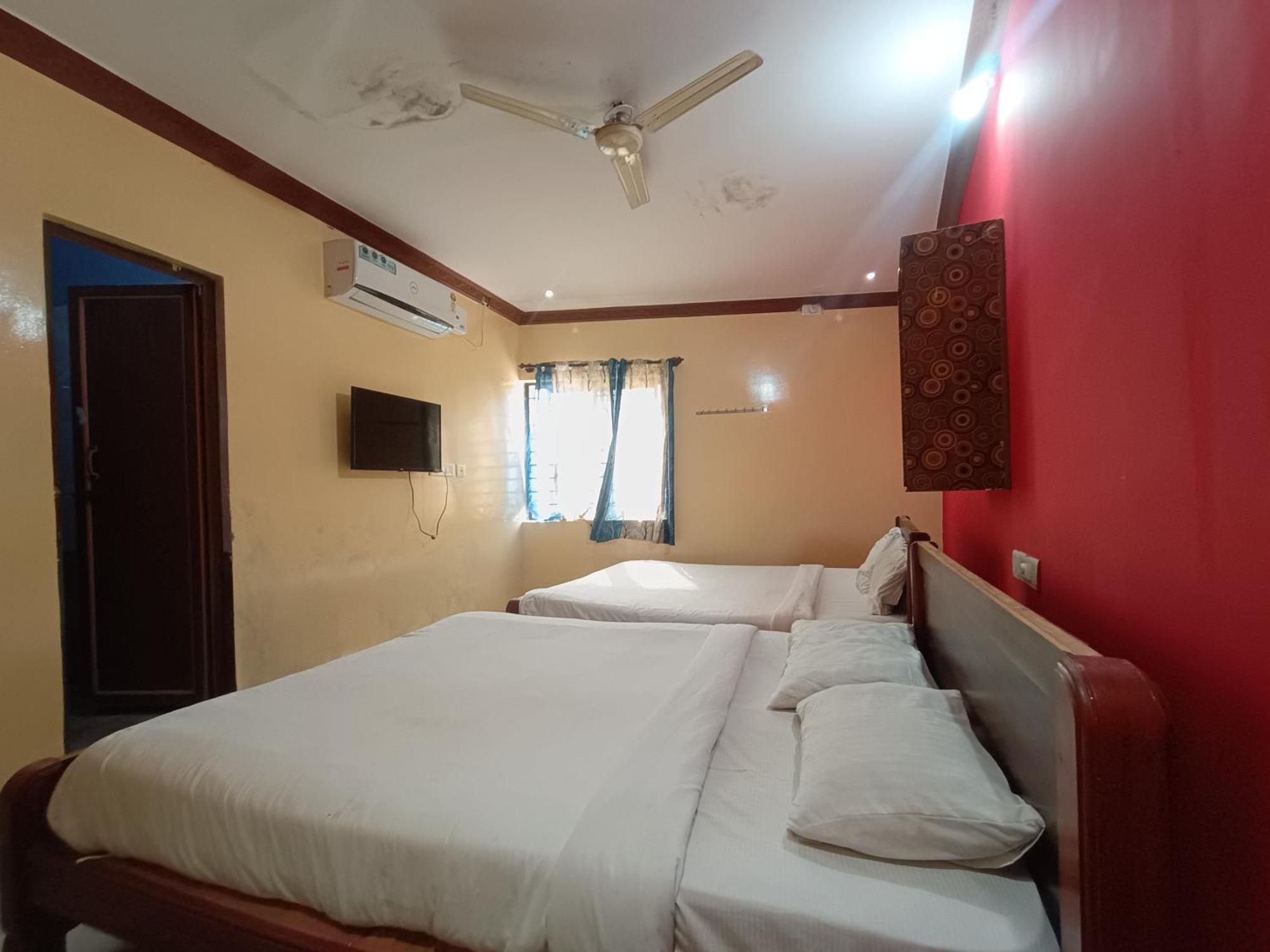 Hotel Malnad Grand Inn Kumbalgod Exterior foto